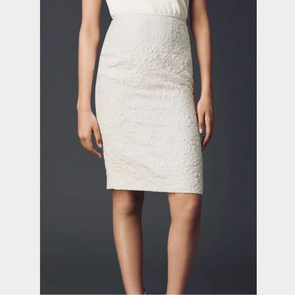 NWT Burberry White Floral Lace Lined Cotton Silk Women’s Skirt size‎ 6 reg $550